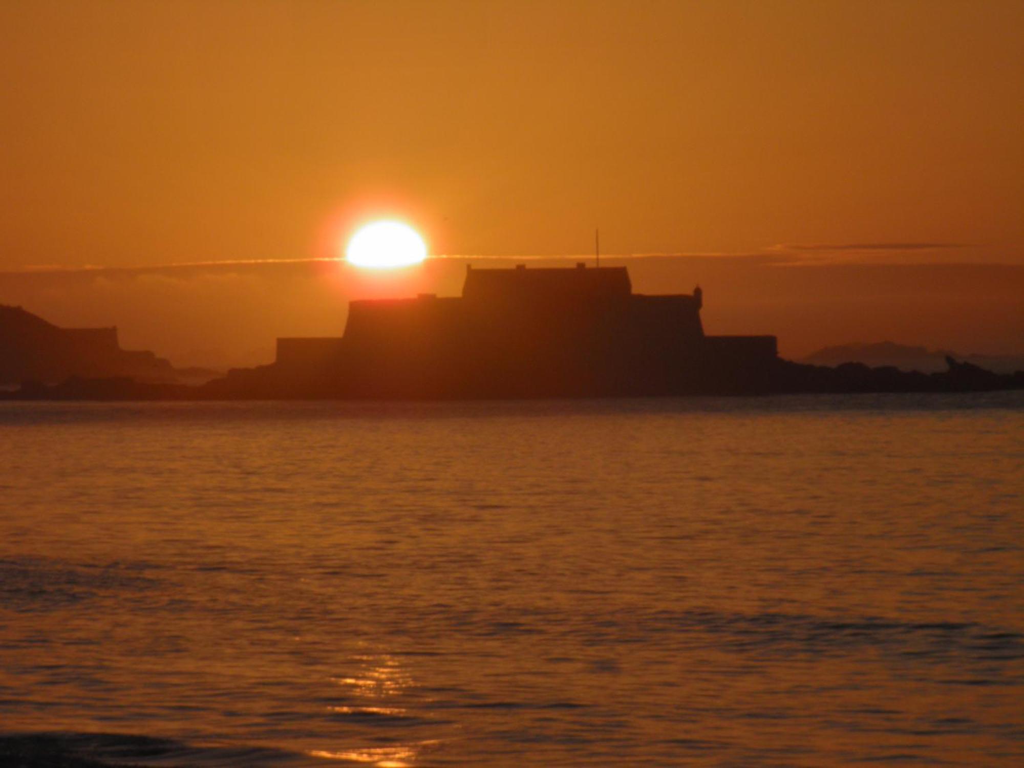 Hotel Le Jersey Saint-Malo Exterior foto